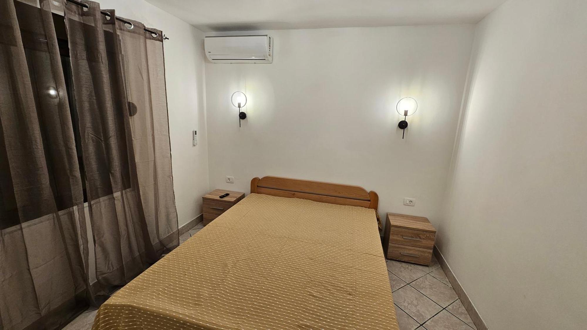 Apartmani Lime Petrovac エクステリア 写真