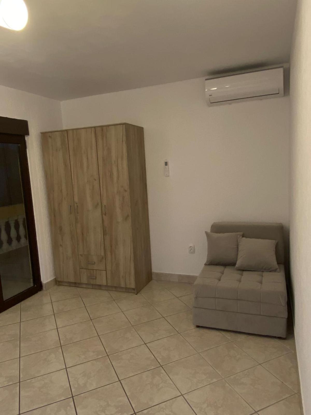 Apartmani Lime Petrovac エクステリア 写真