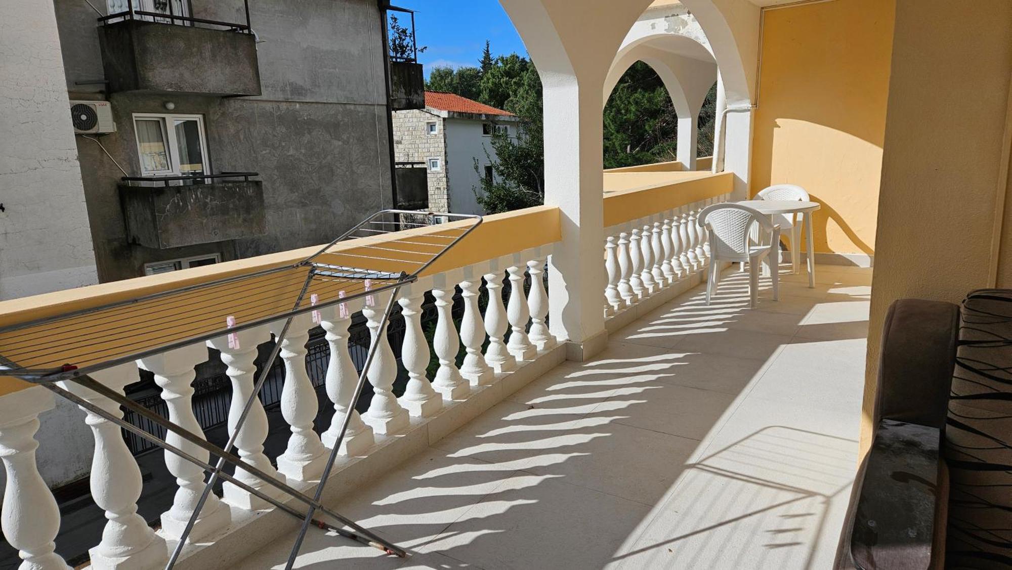 Apartmani Lime Petrovac エクステリア 写真