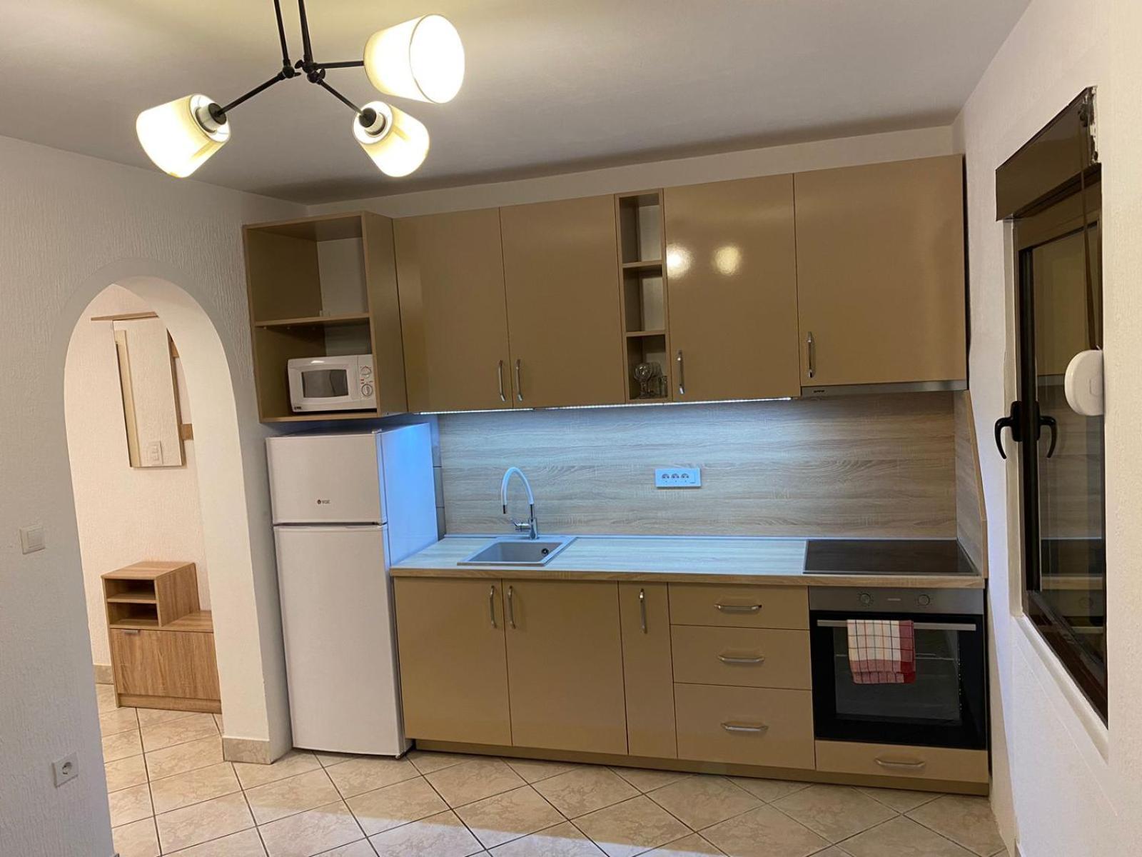 Apartmani Lime Petrovac エクステリア 写真