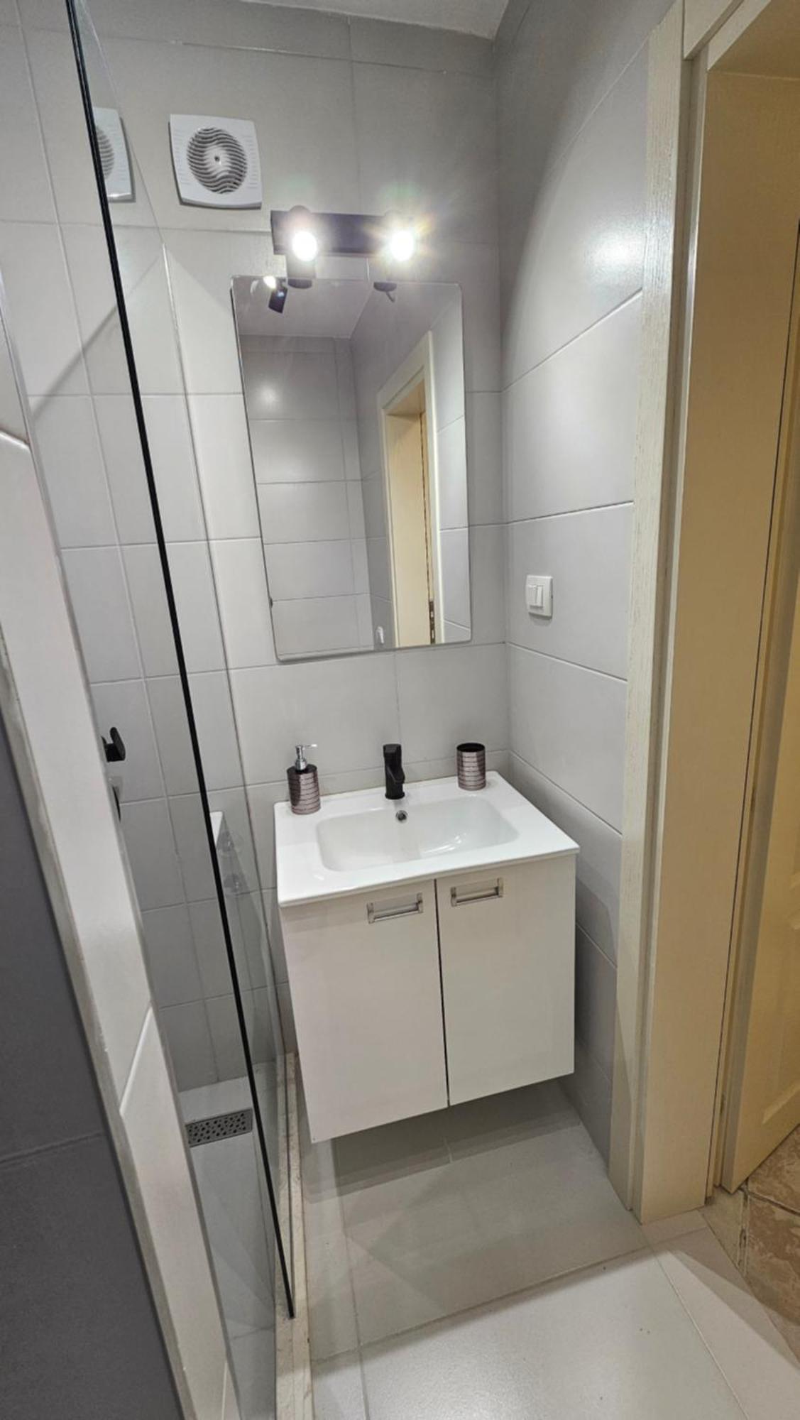 Apartmani Lime Petrovac エクステリア 写真