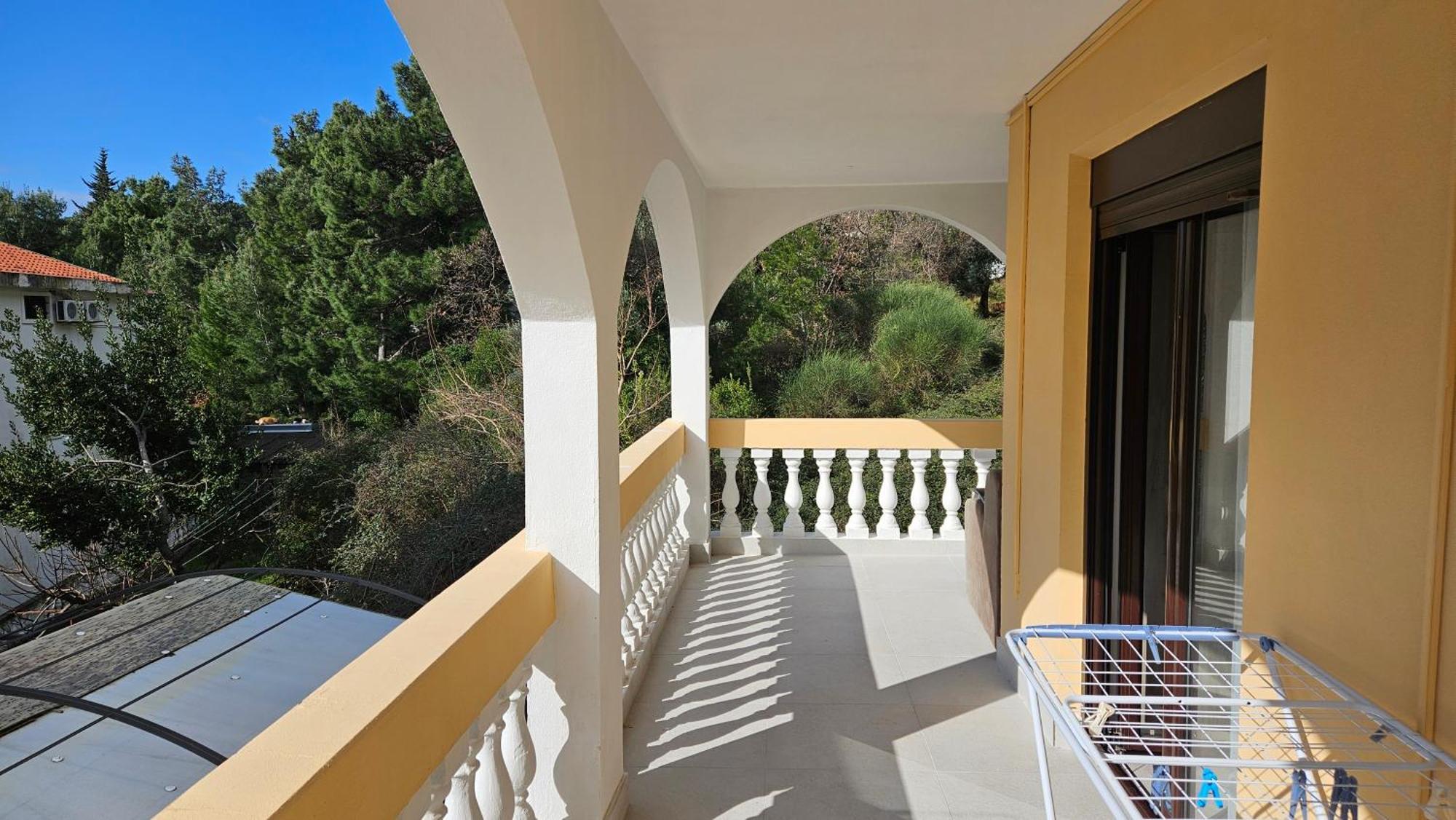 Apartmani Lime Petrovac エクステリア 写真