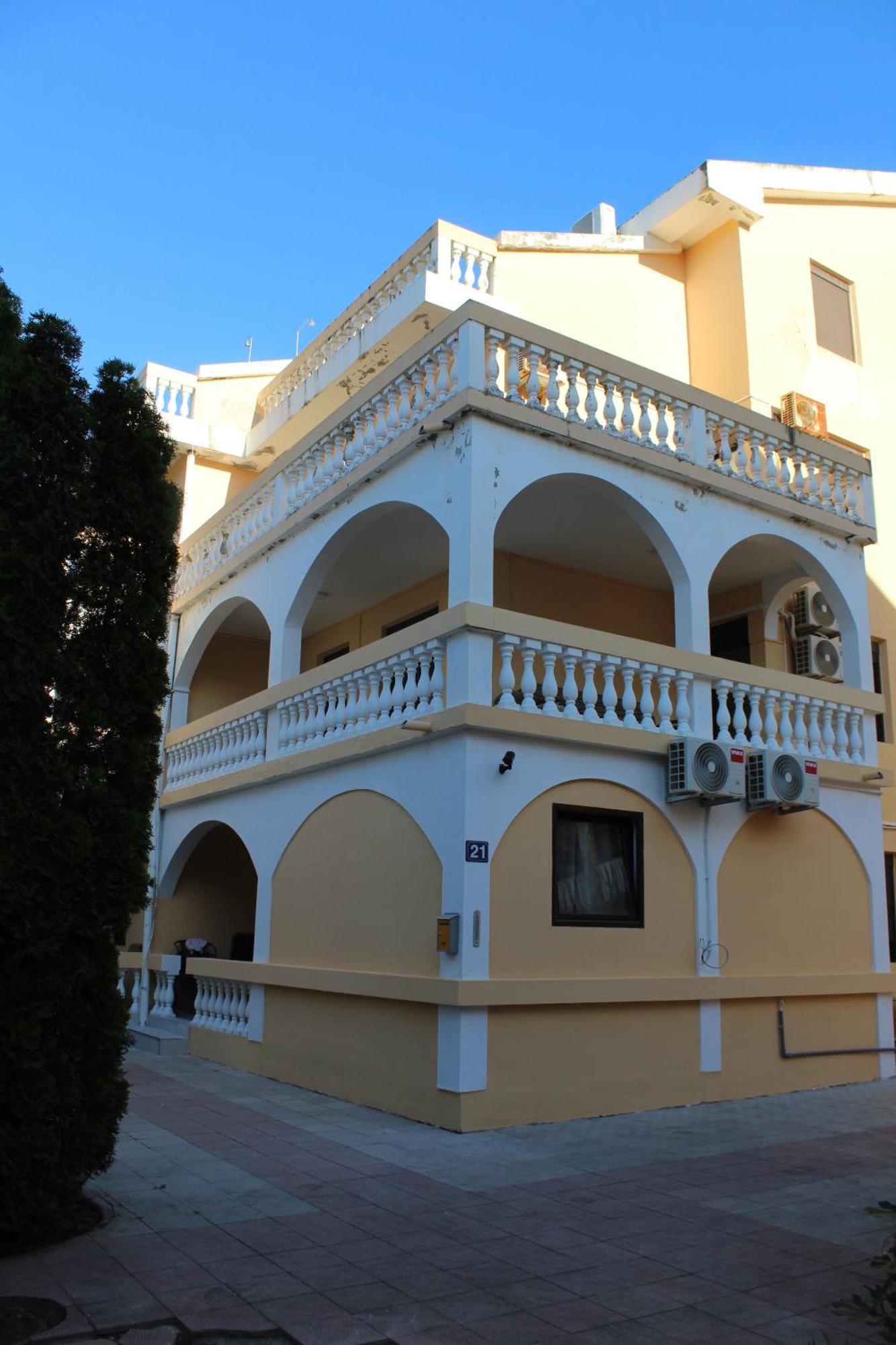 Apartmani Lime Petrovac エクステリア 写真