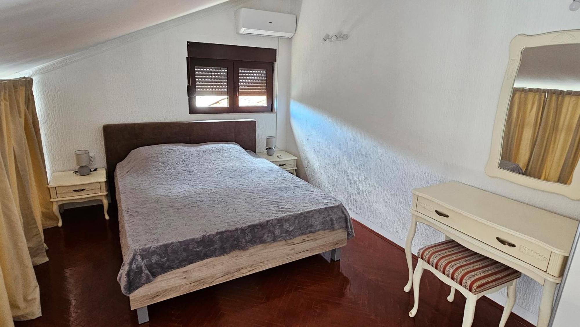 Apartmani Lime Petrovac エクステリア 写真